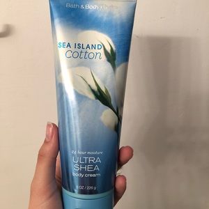 Bath & Body Works Sea Island Cotton Body Cream
